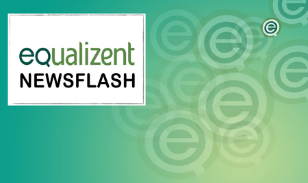 Grüner Hintergrund mit Logos von equalizent. Schriftzug Newsflash equalizent