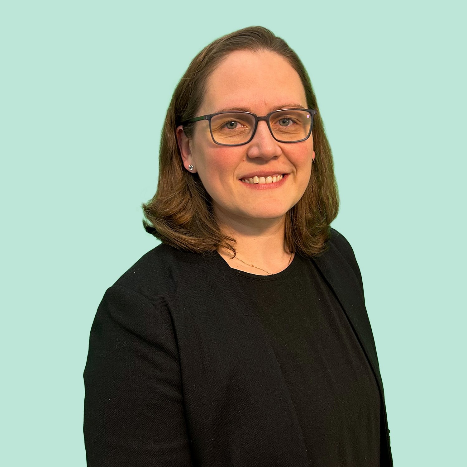 [Translate to English:] Portraitfoto von Martina Seidl