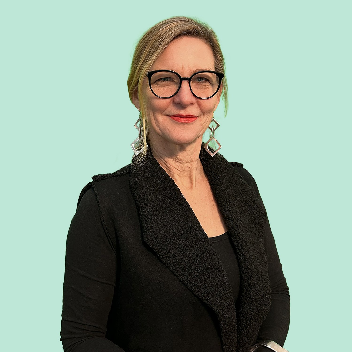 [Translate to English:] Portraitfoto von Karin Eckert